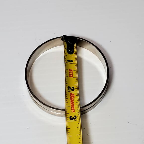 Silver Tone Textured Bangle Bracelet Retro Unsigned 9" - Picture 4 of 5